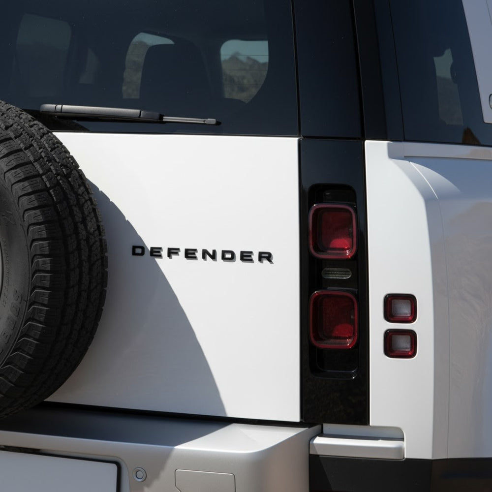 
                  
                    DEFENDER Emblem 3D Badge-BADGES-CARPLUS-Black-CARPLUS
                  
                