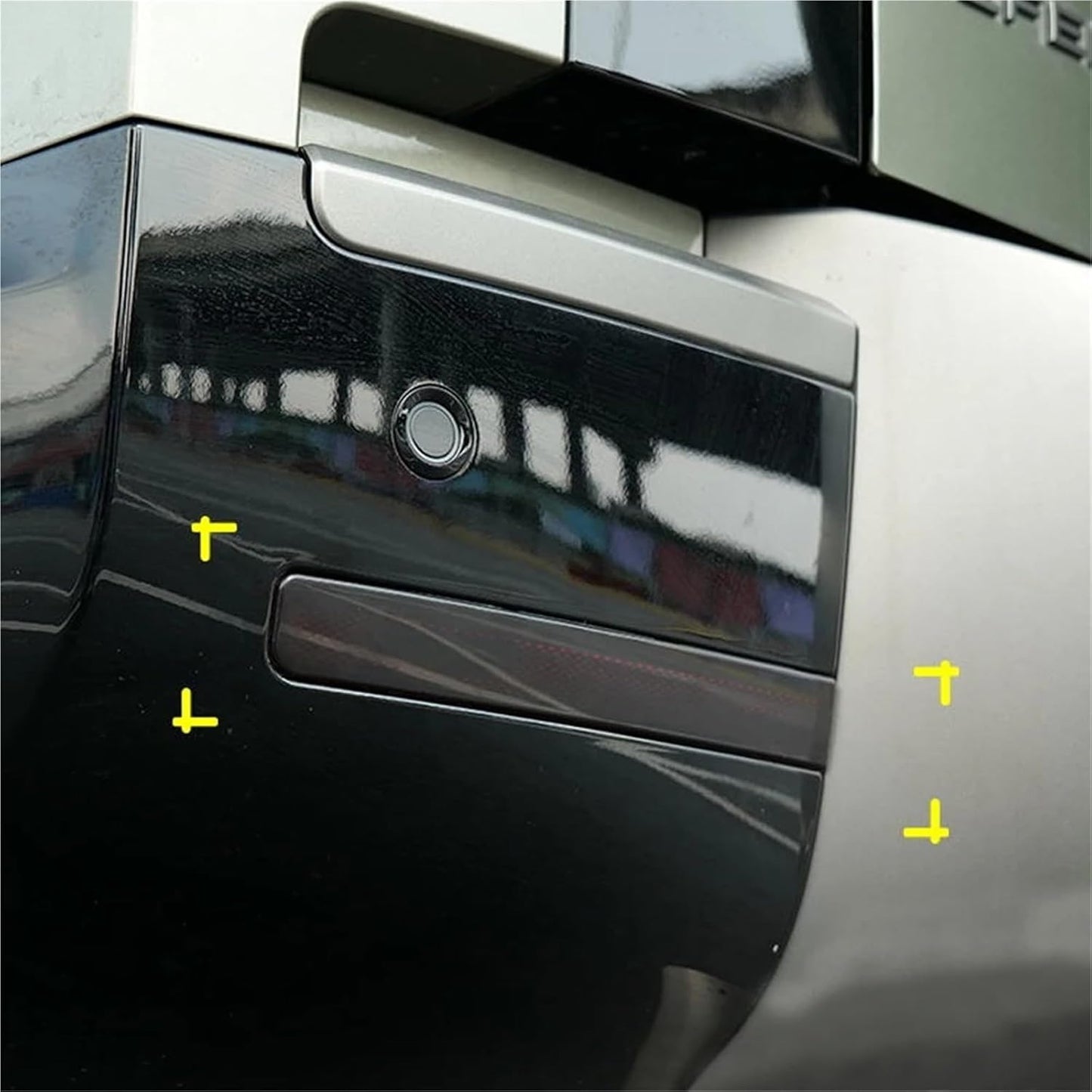
                  
                    DEFENDER TAIL LAMP COVER-AFTERMARKET TAIL LAMP-retro-CARPLUS
                  
                