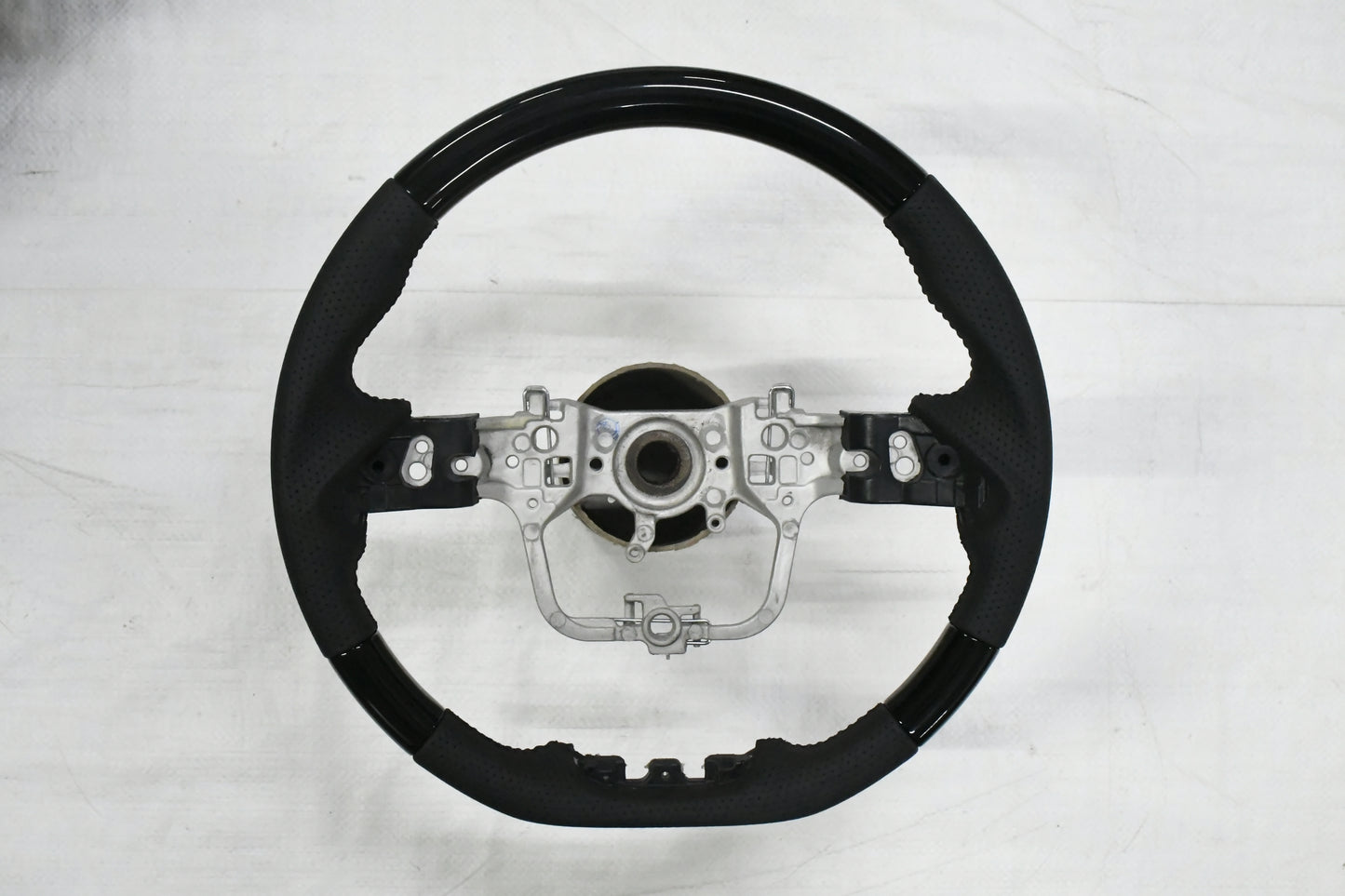 
                  
                    G SERIES LEATHER STEERING WHEEL- For All G Series
                  
                