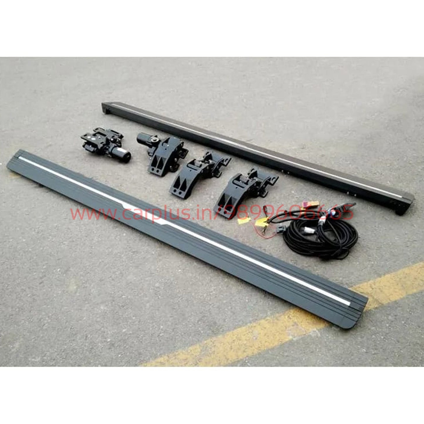 
                  
                    Ess - 17 Benz GLS-AUTOMATIC SIDE STEPPER-RETRO SOLUTIONS-CARPLUS
                  
                