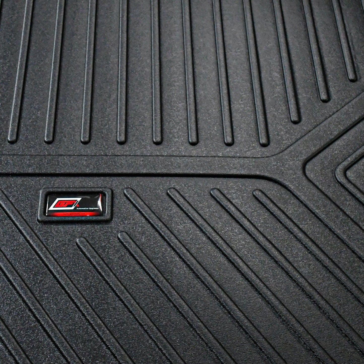 
                  
                    GFX Car Trunk Mat for Tata Harrier - Facelift-CARGO BOOT MATS-GFX-CARPLUS
                  
                