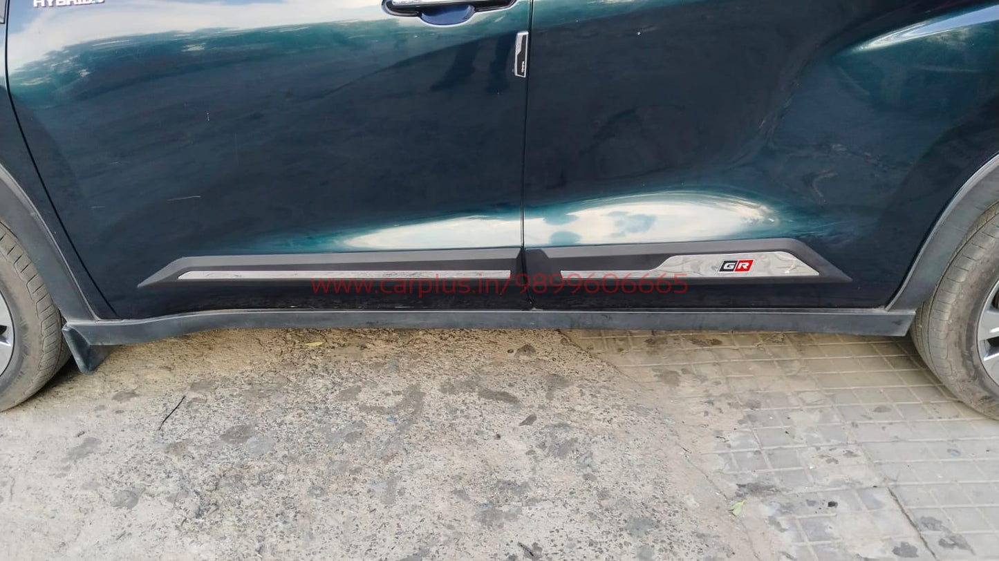 
                  
                    KMH GR Door Side Beading for Toyota Hycross-SIDE BEADING-KMH-CARPLUS
                  
                
