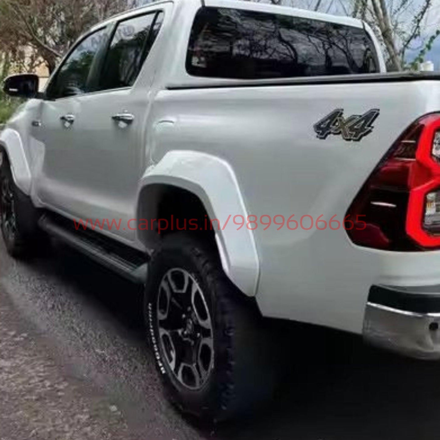 
                  
                    HILUX GR SPORT FENDER FLARE-WHEEL COVER-RETRO-CARPLUS
                  
                