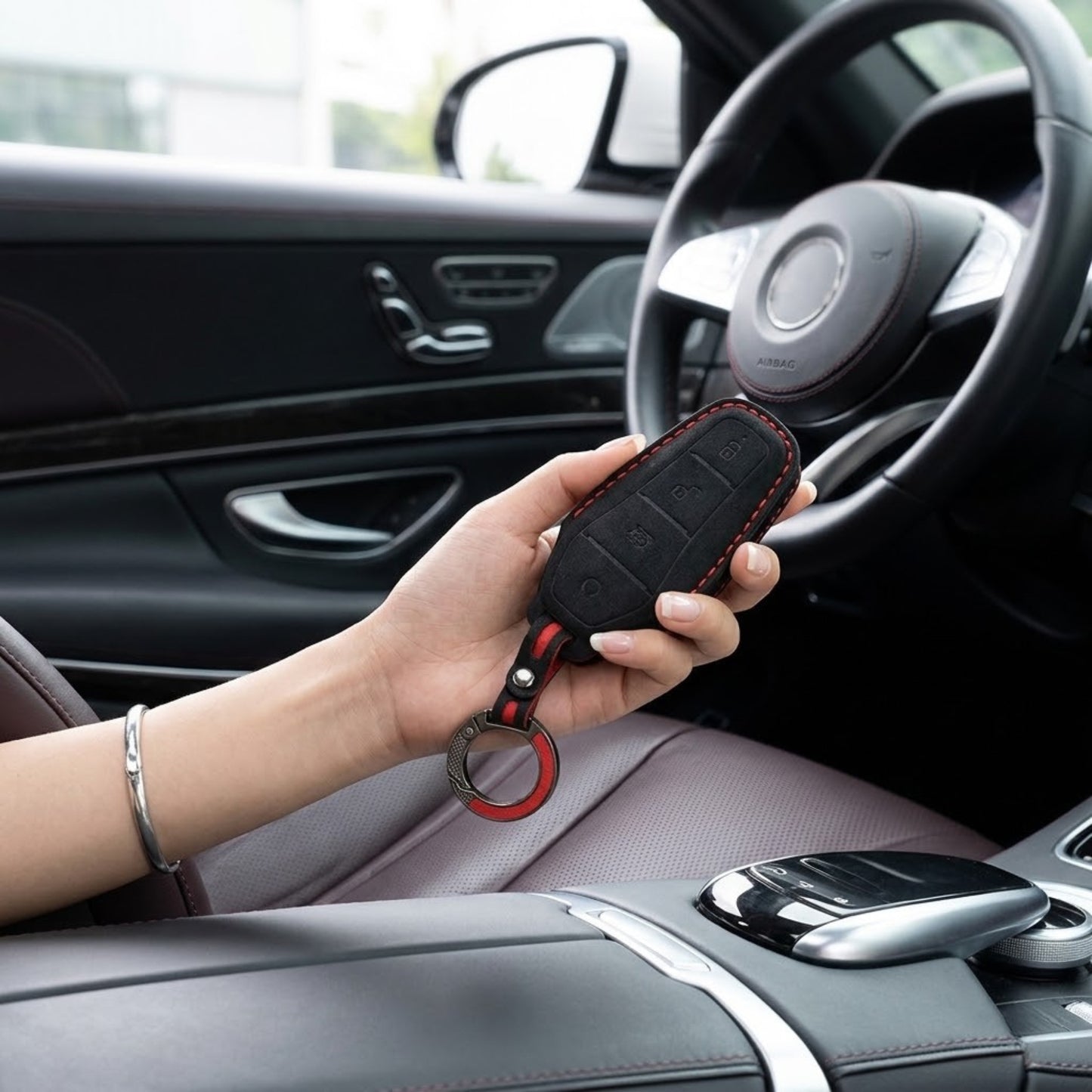 
                  
                    KMH Alcantara Key Cover for BYD-KEY COVER-KMH-Red-CARPLUS
                  
                