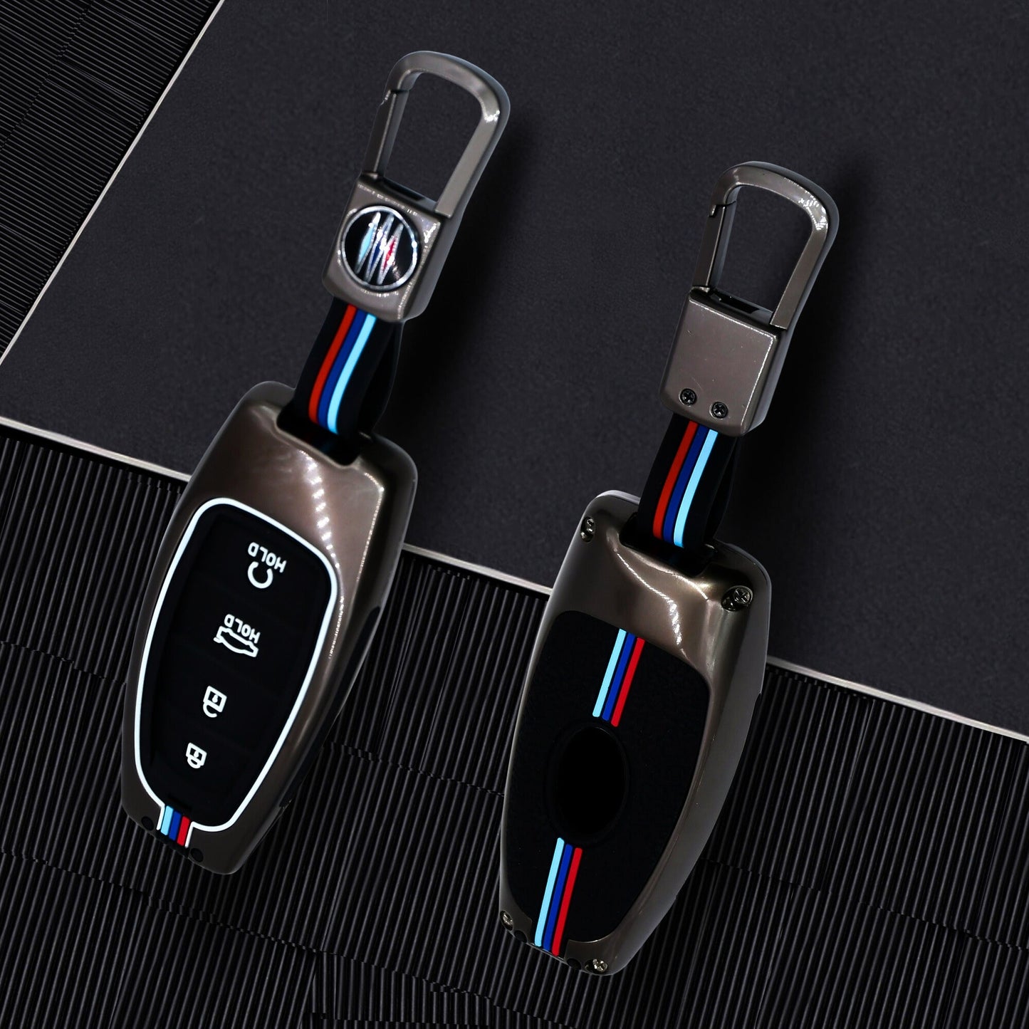 
                  
                    KMH Metal With Silicone Car Key Cover for Hyundai D9 (KC 213)-KEY COVER-METAL-KMH-CARPLUS
                  
                