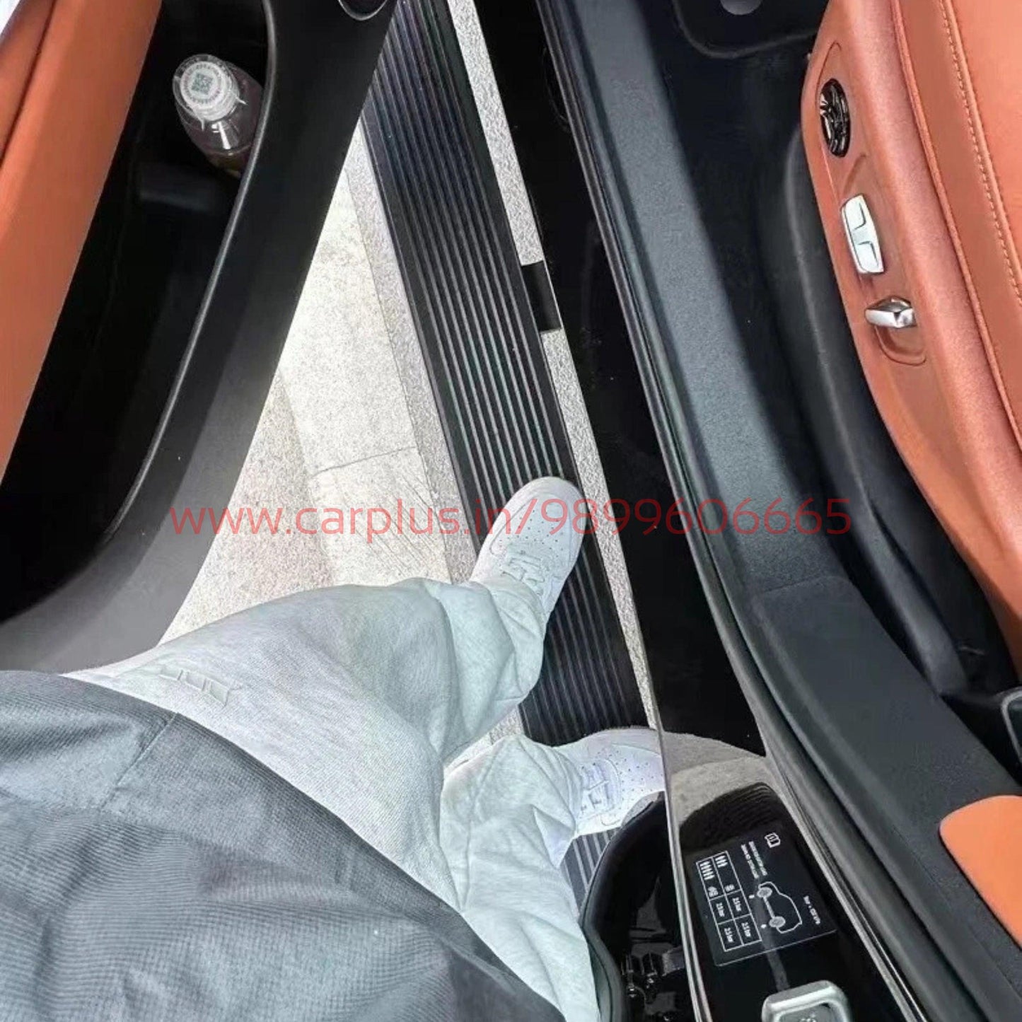 
                  
                    KMH SIde Stepper for BMW X7 WIth Side Skirting-SIDE STEPPER-kmh-CARPLUS
                  
                