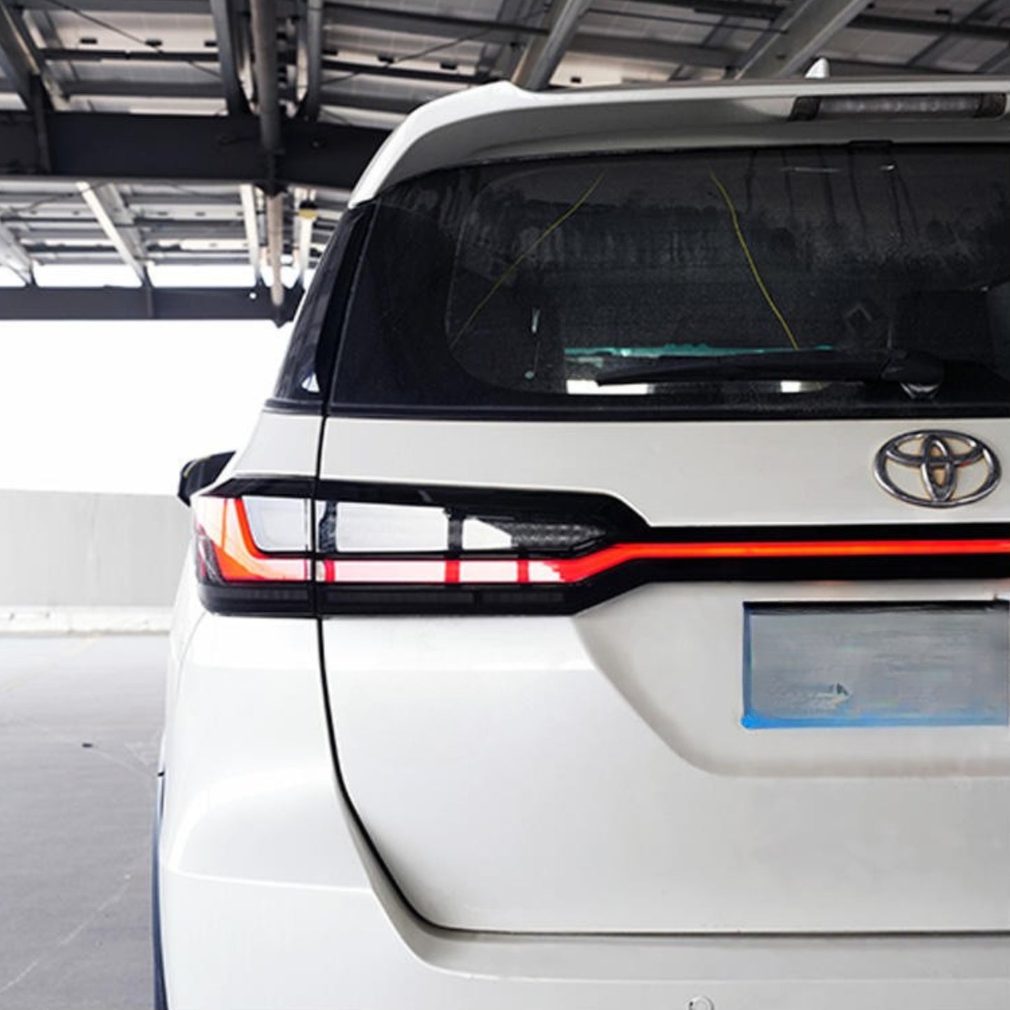 
                  
                    Lc Style Tail Lamp Fortuner Smoke-AFTERMARKET TAIL LIGHT-RETRO-CARPLUS
                  
                
