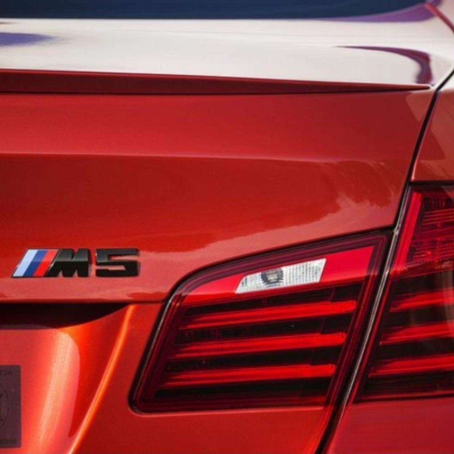 
                  
                    M5 Emblem 3D Badge Matte Black With BMW Stripes-BADGES-CARPLUS-CARPLUS
                  
                