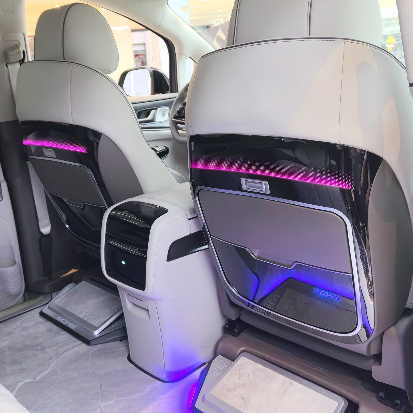 
                  
                    Maybach Style Seat Table-INTERIOR-RETRO-CARPLUS
                  
                