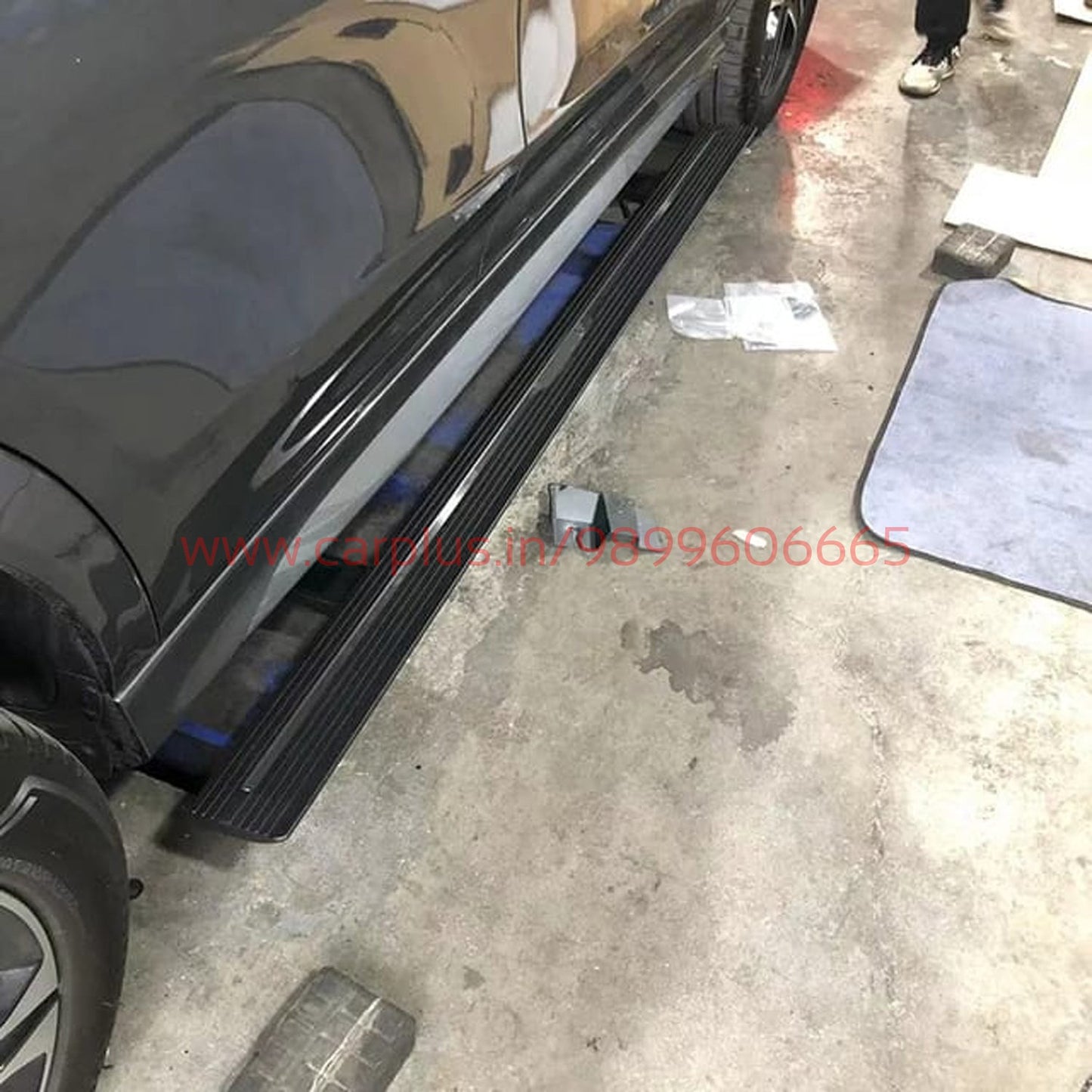 
                  
                    Ess Rr Sport ( OEM Type)-AUTOMATIC SIDE STEPPER-RETRO SOLUTIONS-CARPLUS
                  
                