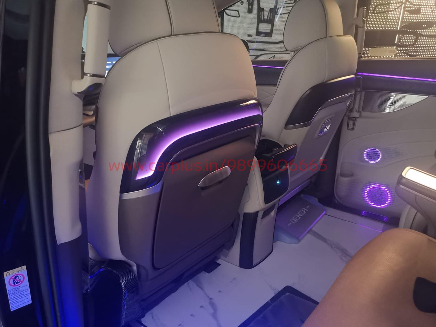
                  
                    Rear Table for Hycross S Class Design-LAPTOP TRAY-RETRO-CARPLUS
                  
                