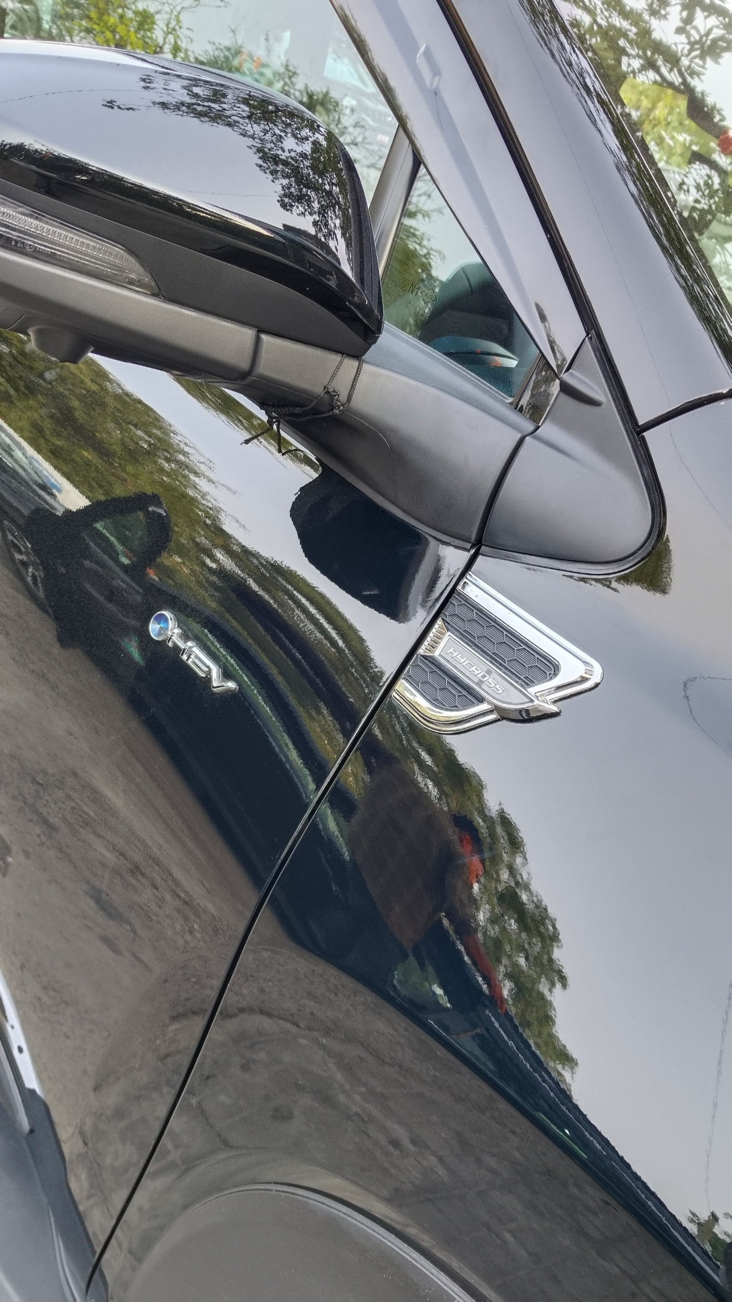 
                  
                    Side Vent for Toyota Innova Hycross-DECALS-KMH-DECALS-CARPLUS
                  
                