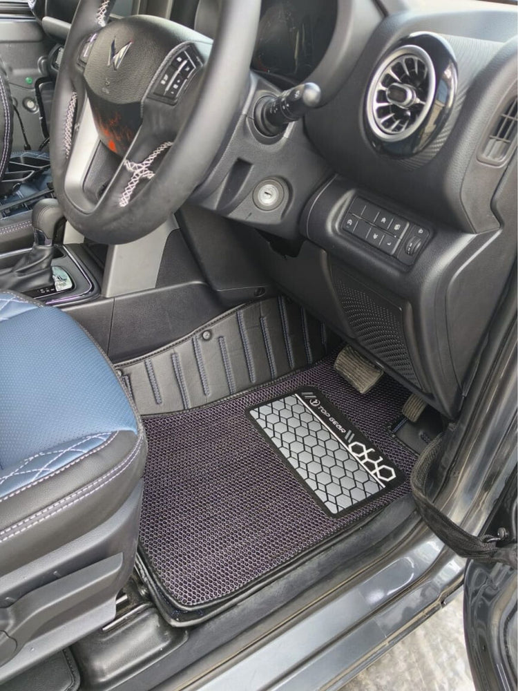 
                  
                    Top Gear 4D Rody HC Leatherite Car Mats for Mahindra Thar III 4 MT-Black(HC-Blue//Black)
                  
                