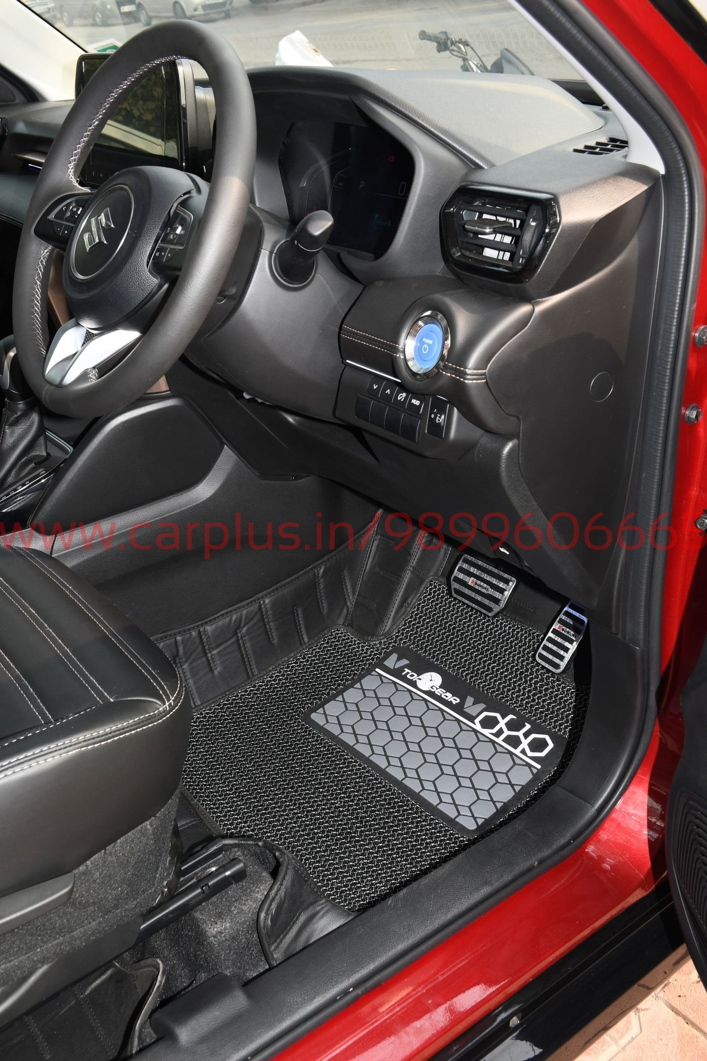 
                  
                    Top Gear 4D BOSS HC Leatherite Car Mats for Grand Vitara-Black(HC-Silver/Black)-7D MATS-TOP GEAR-CARPLUS
                  
                