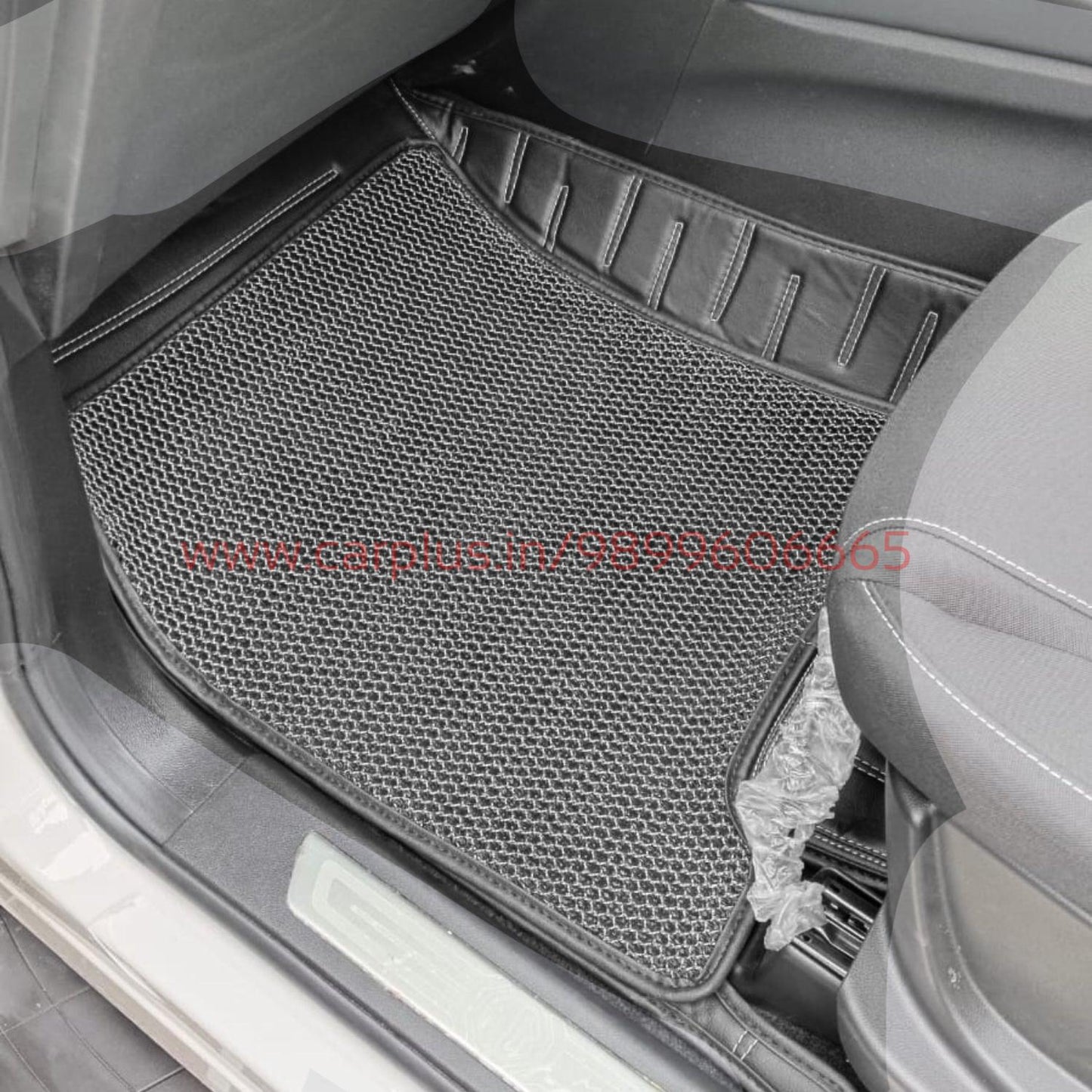 
                  
                    Top Gear 4D Rody HC Leatherite Car Mats for MG Hector (5)-Black(HC-Silver//Black)-TOP GEAR-CARPLUS
                  
                