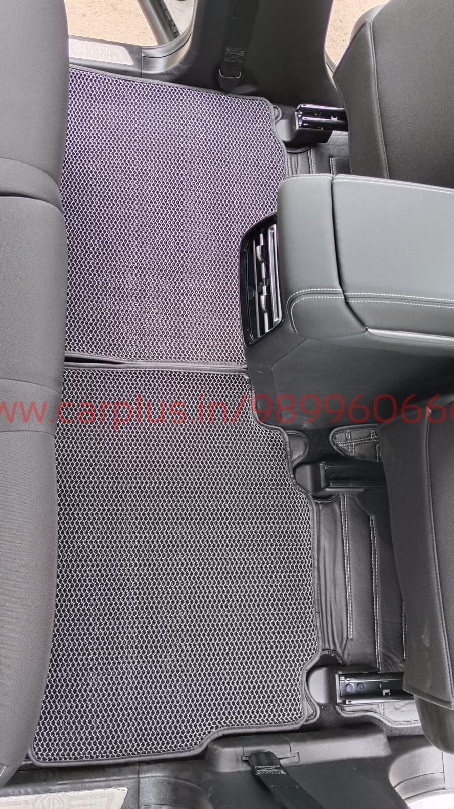 
                  
                    Top Gear 4D Rody HC Leatherite Car Mats for MG Hector (5)-Black(HC-Silver//Black)-TOP GEAR-CARPLUS
                  
                