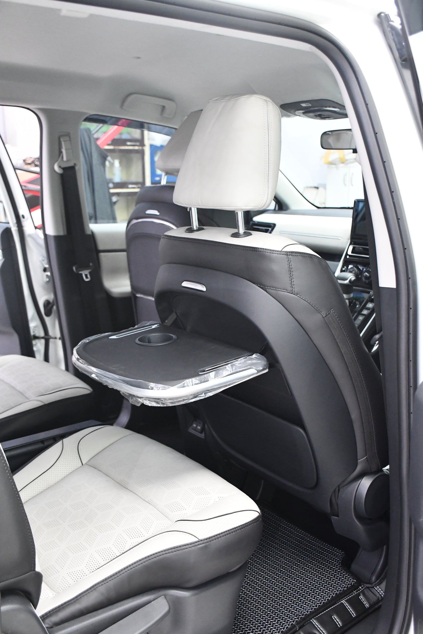 
                  
                    Top Gear GO BUDDY Multifunctional Car Seat Tray With Ambient Light for Toyota Hycross-LAPTOP TRAY-TOP GEAR-CARPLUS
                  
                