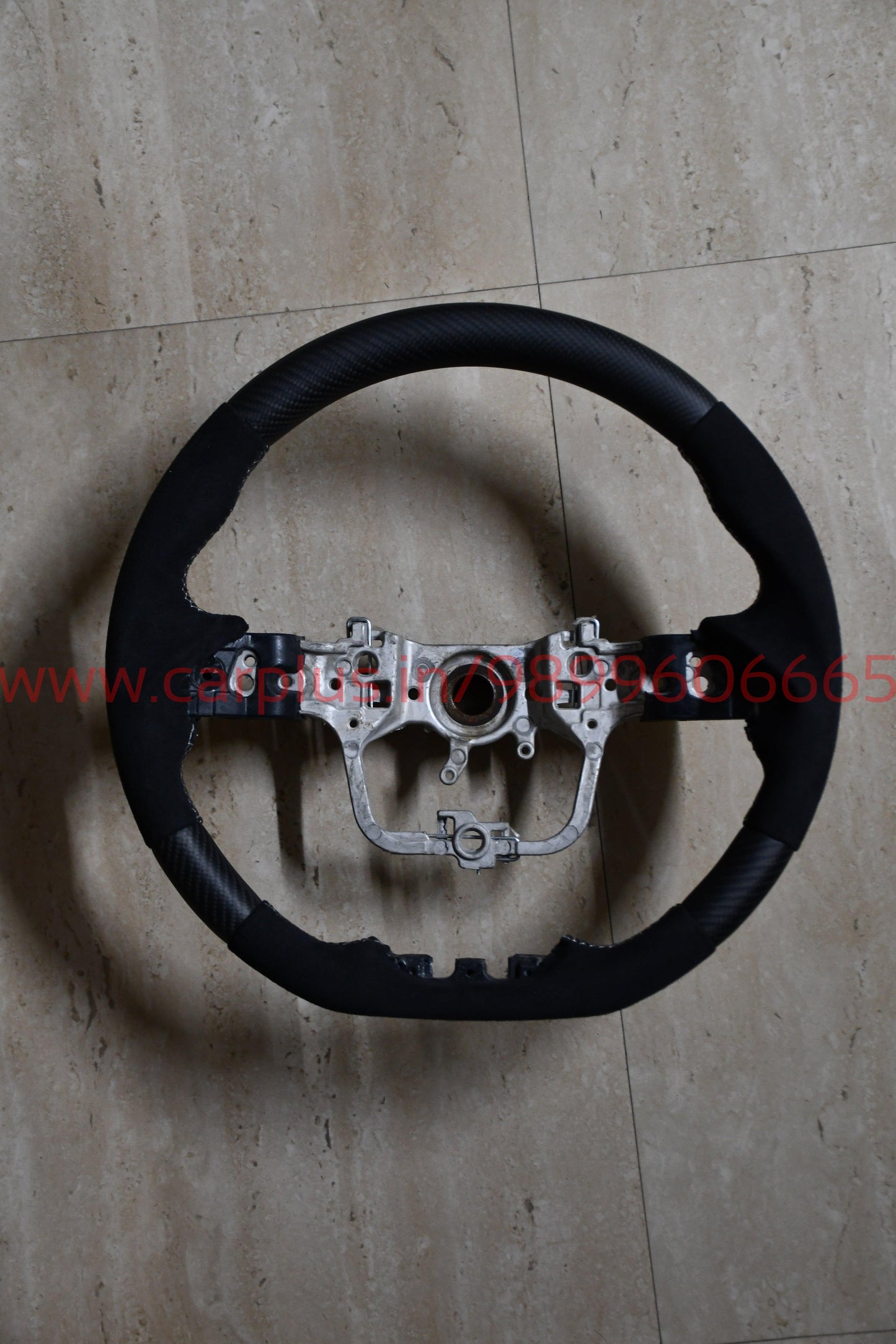 
                  
                    KMH Modified Steering Wheel For Toyota Hycross -Matte Carbon Fiber Alcantara Sport-STEERING WHEEL-RETRO SOLUTIONS-CARPLUS
                  
                