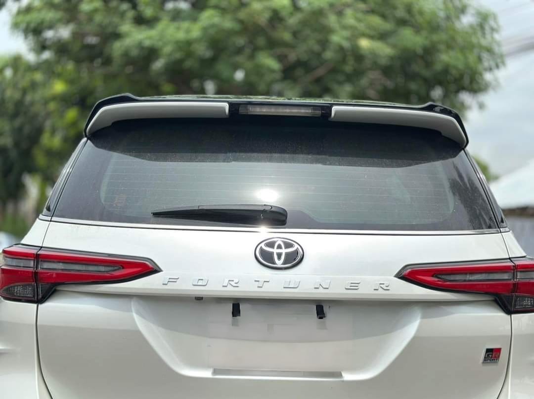 
                  
                    Spoiler for Toyota Fortuner GR Black
                  
                