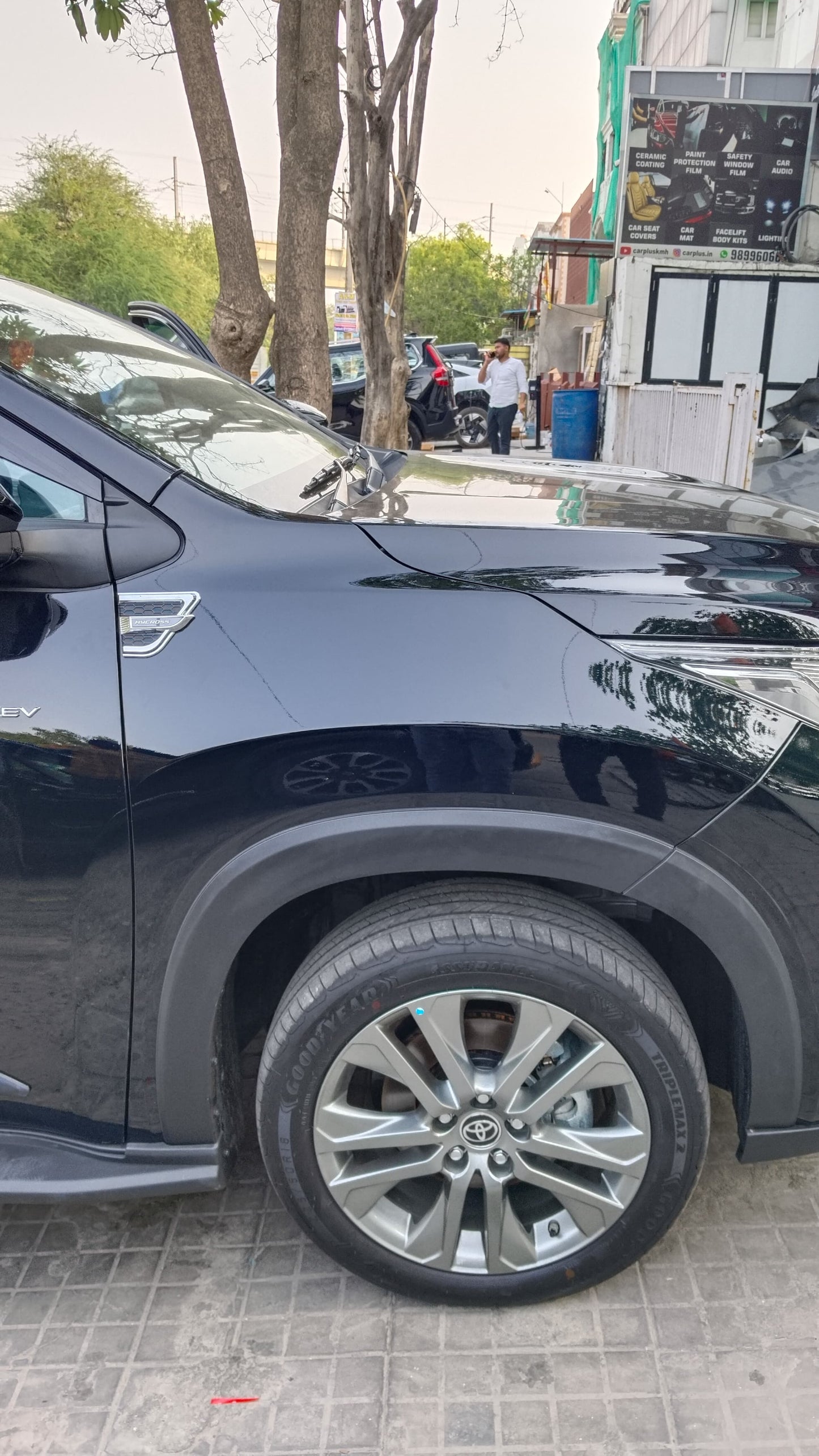 
                  
                    Side Vent for Toyota Innova Hycross
                  
                