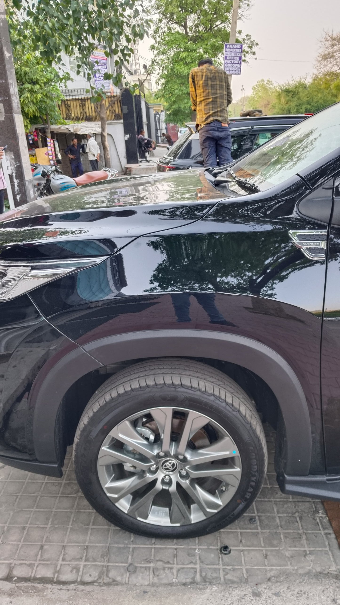 
                  
                    Side Vent for Toyota Innova Hycross
                  
                