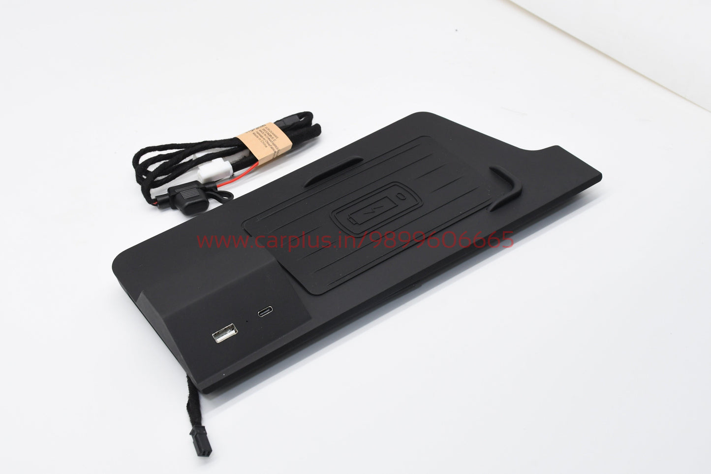 
                  
                    X-Decibel Wireless Charger for Toyota Innova Hycross-WIRELESS CHARGER-X-DECIBEL-CARPLUS
                  
                
