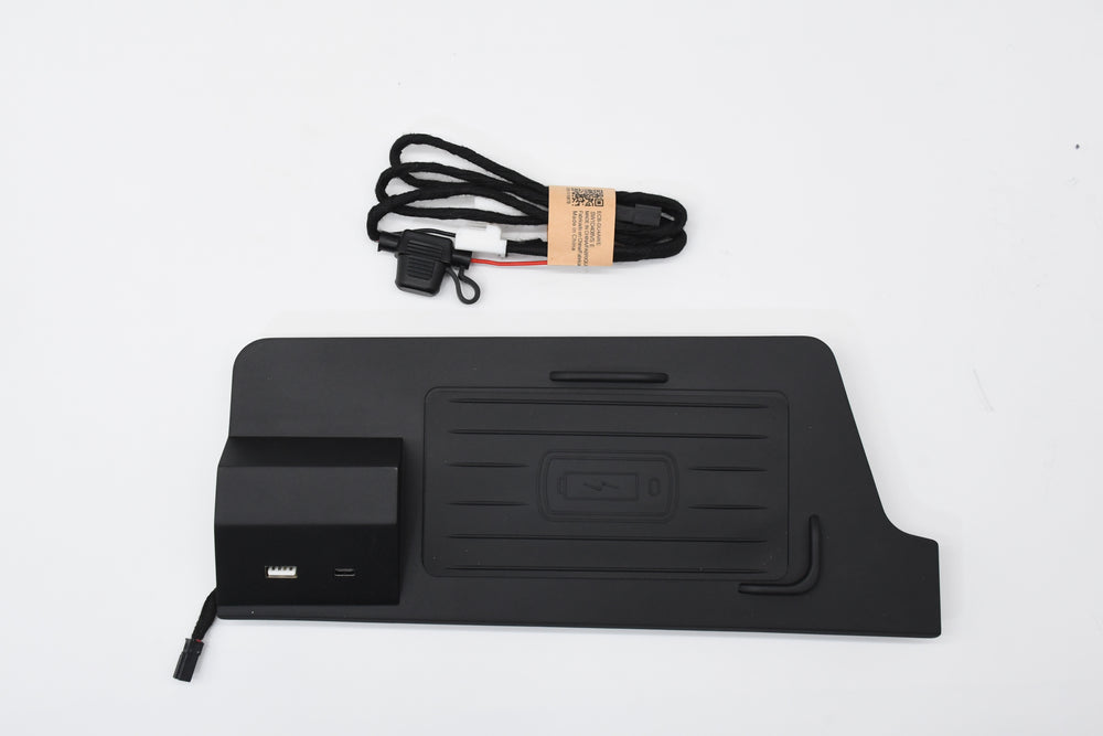
                  
                    X-Decibel Wireless Charger for Toyota Innova Hycross-WIRELESS CHARGER-X-DECIBEL-CARPLUS
                  
                