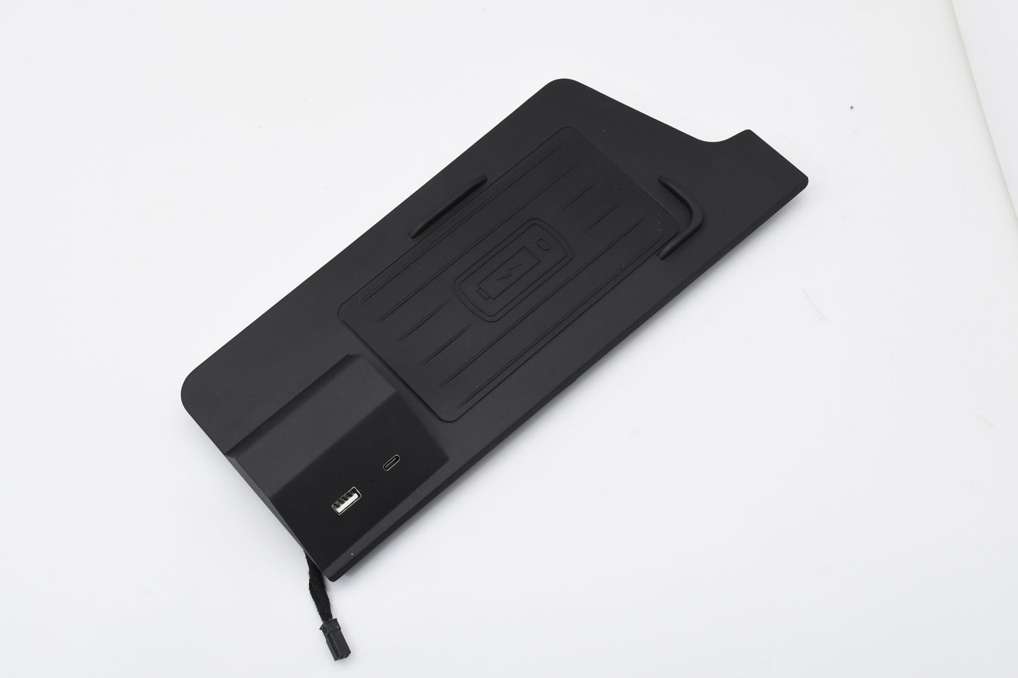 
                  
                    X-Decibel Wireless Charger for Toyota Innova Hycross-WIRELESS CHARGER-X-DECIBEL-CARPLUS
                  
                