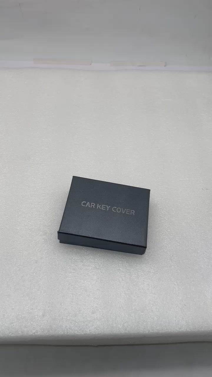 
                  
                    Load and play video in Gallery viewer, KMH Metal With Silicone Car Key Cover for Maruti Suzuki D3 (KC 05)
                  
                
