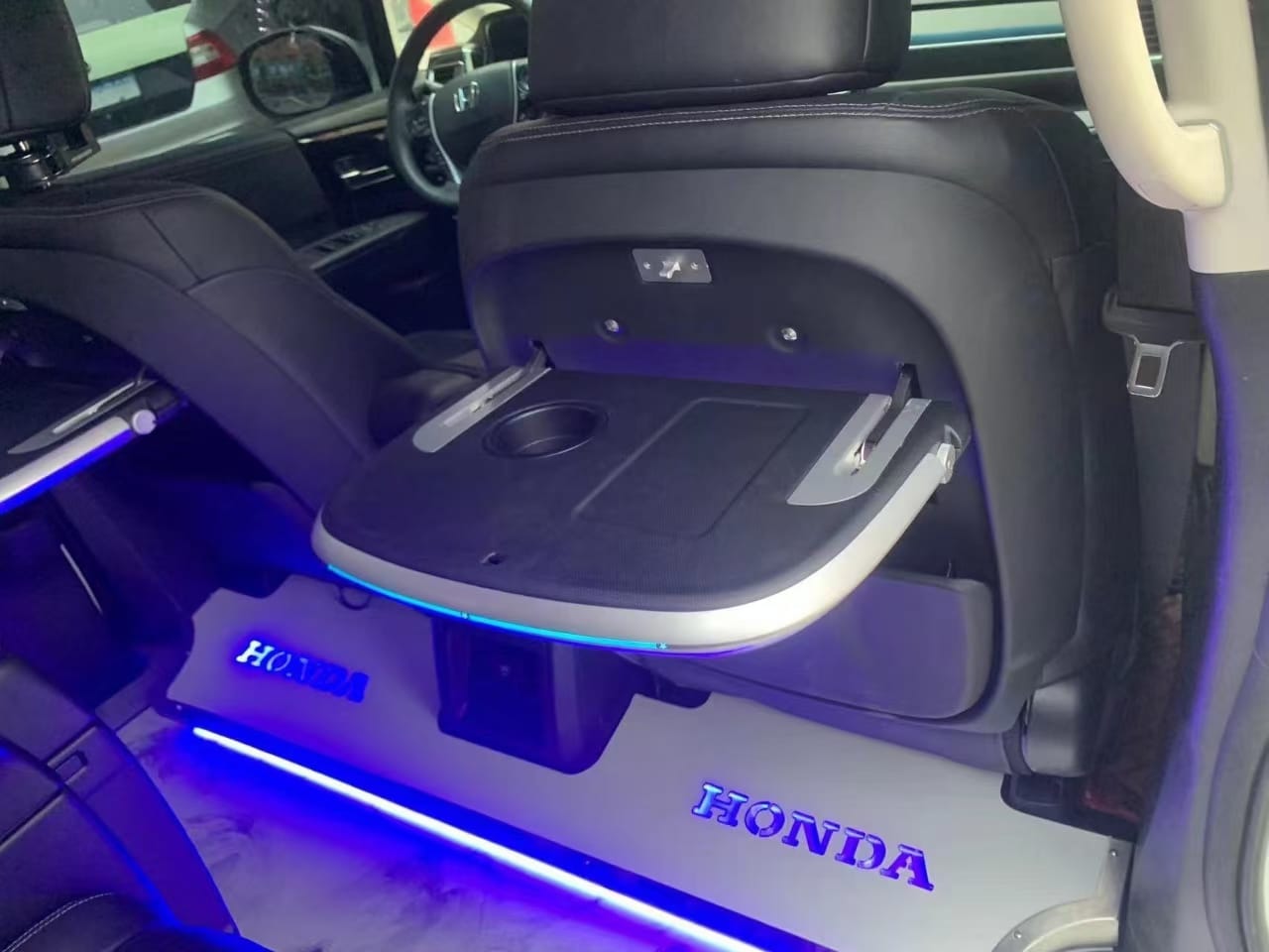 
                  
                    rear table with led (Universal black colour)-CARPLUS-CARPLUS
                  
                