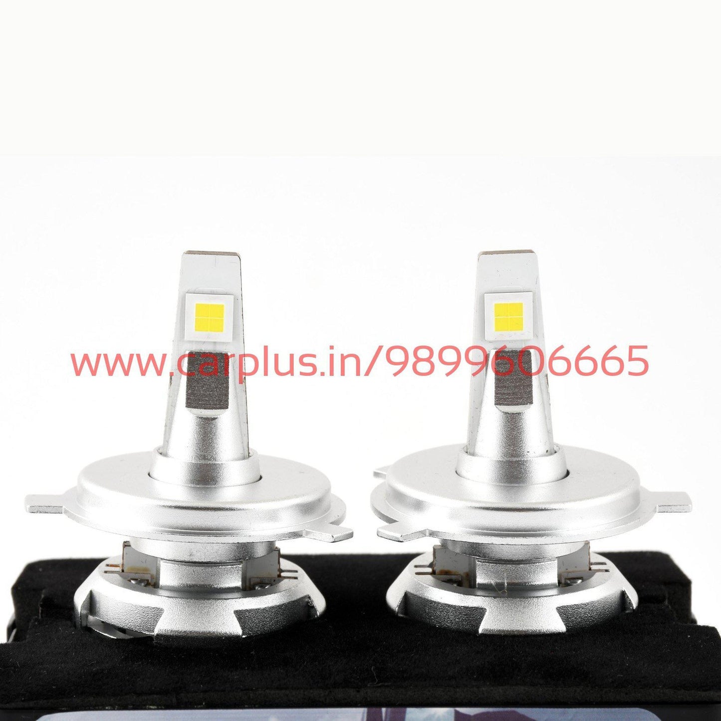 
                  
                    KMH Turbine LED head Lamp 80W 4800 LMS 6000K KMH-TIN LED HEAD LAMP.
                  
                